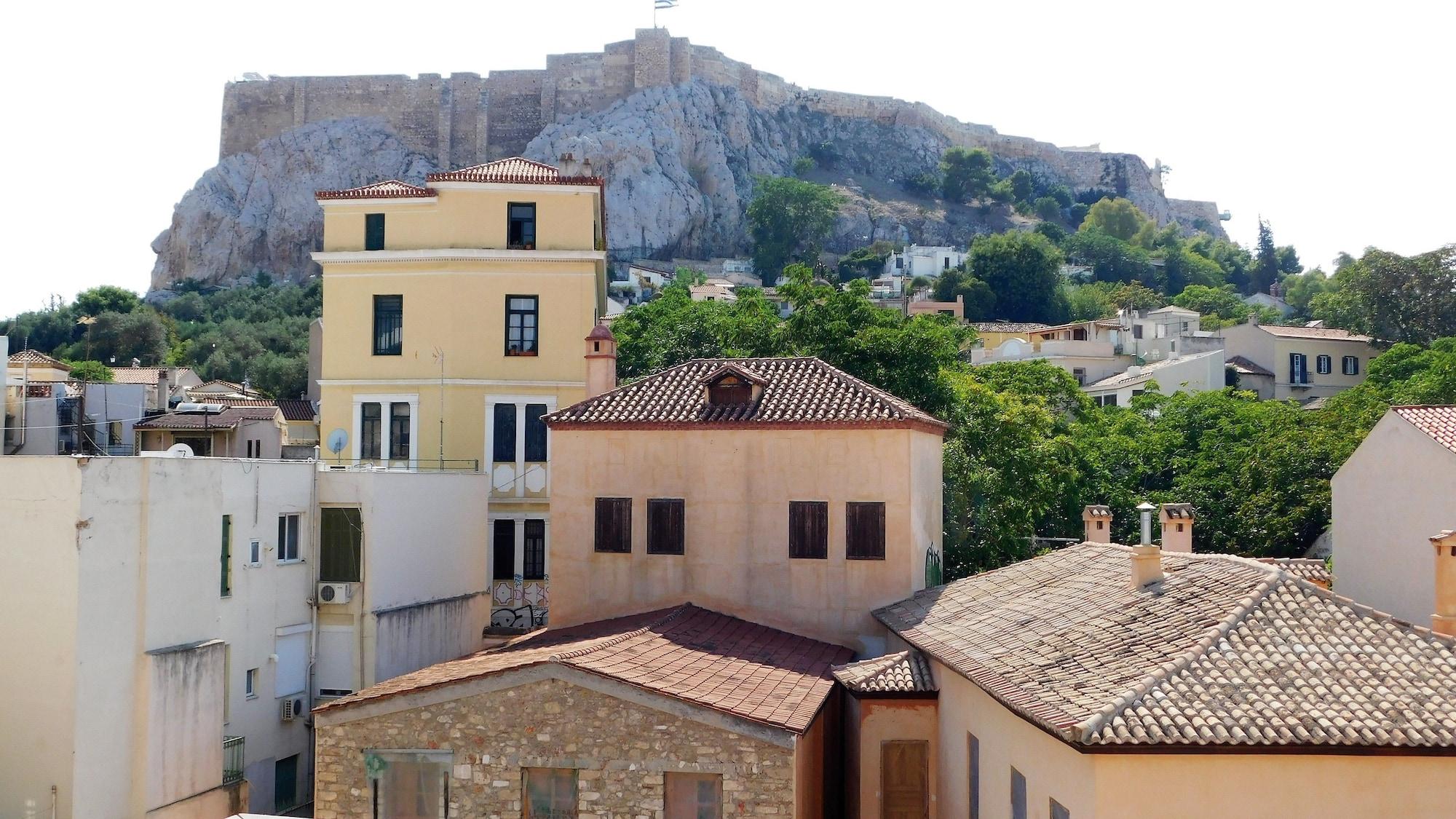 101 Adrianou Apartments Athena Bagian luar foto